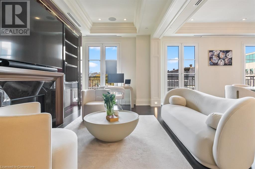 300 RANDALL Street Unit# 303