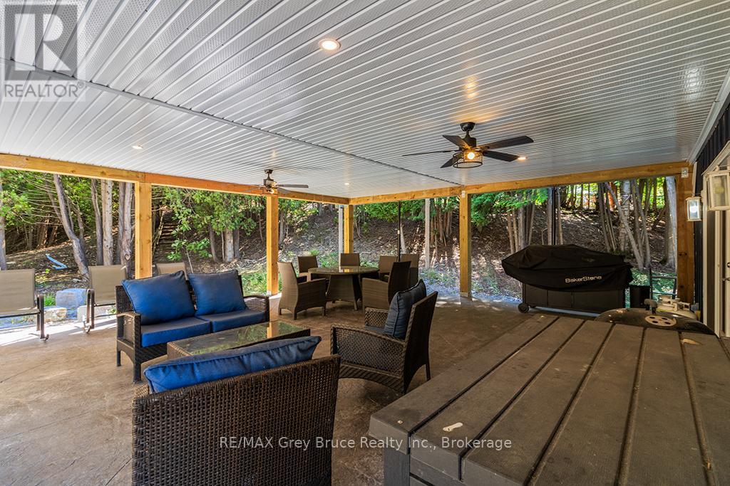 504075 GREY ROAD 1 ROAD