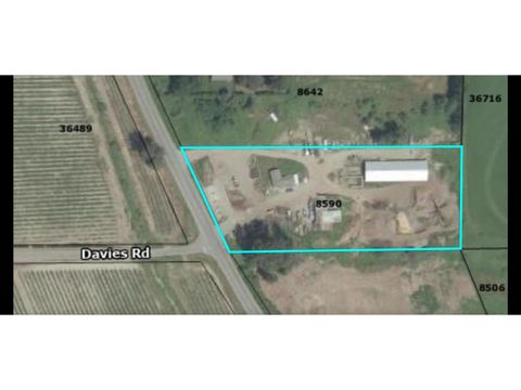 8590 SYLVESTER ROAD Mission BC V2V7K6