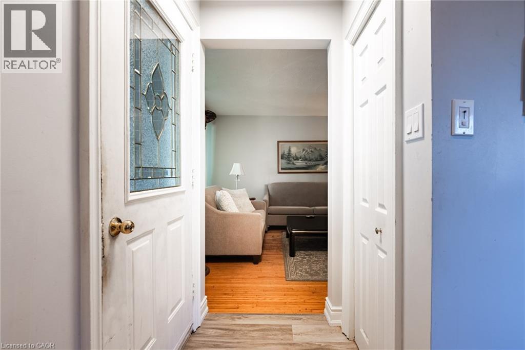 1315 ROSEMARY Crescent