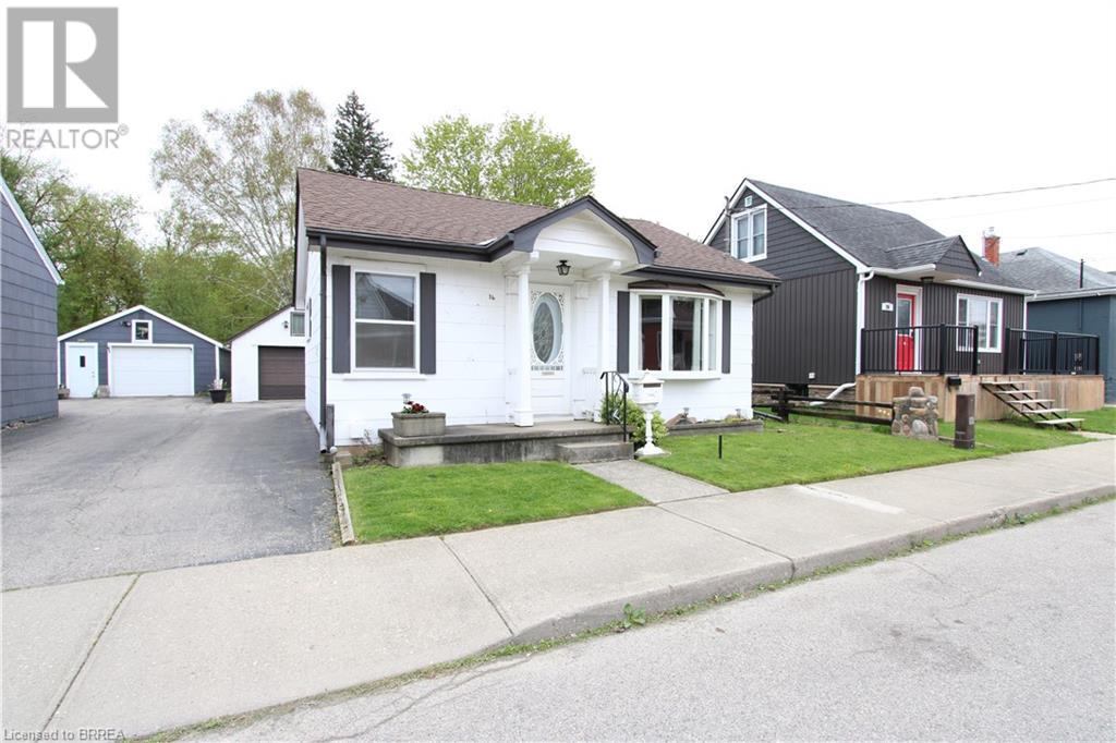16 ELLIOTT Avenue