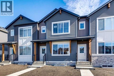 15 Emberside Park Cochrane AB T4C3H8