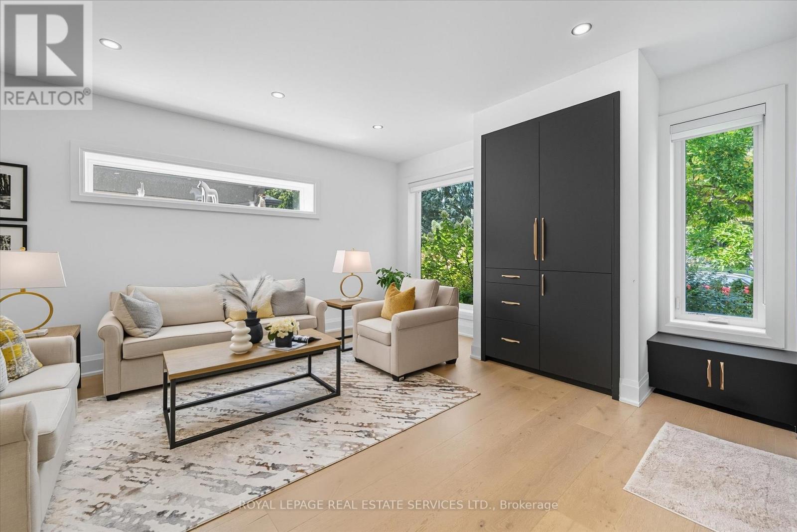 396 RIVER SIDE DRIVE