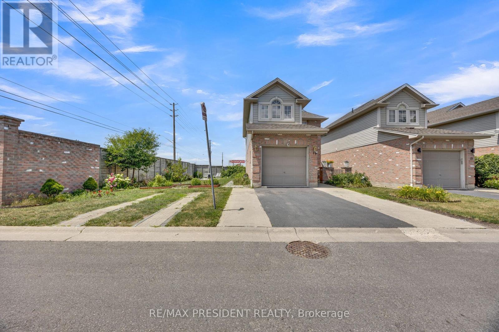 18 - 10 CHALKSTONE DRIVE