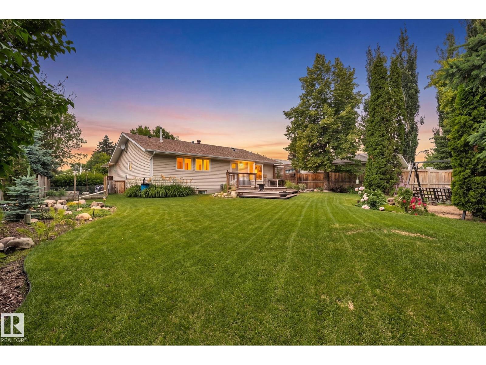 7306 21 AV NW