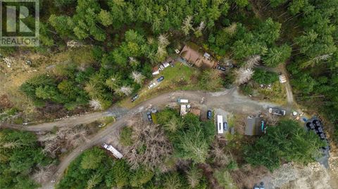 687-689 Shawnigan Lake Rd Shawnigan Lake BC V0R2L0