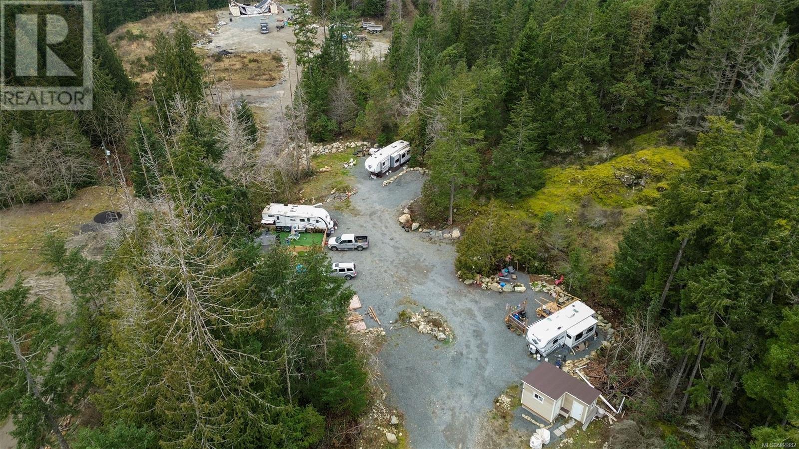 687-689 Shawnigan Lake Rd