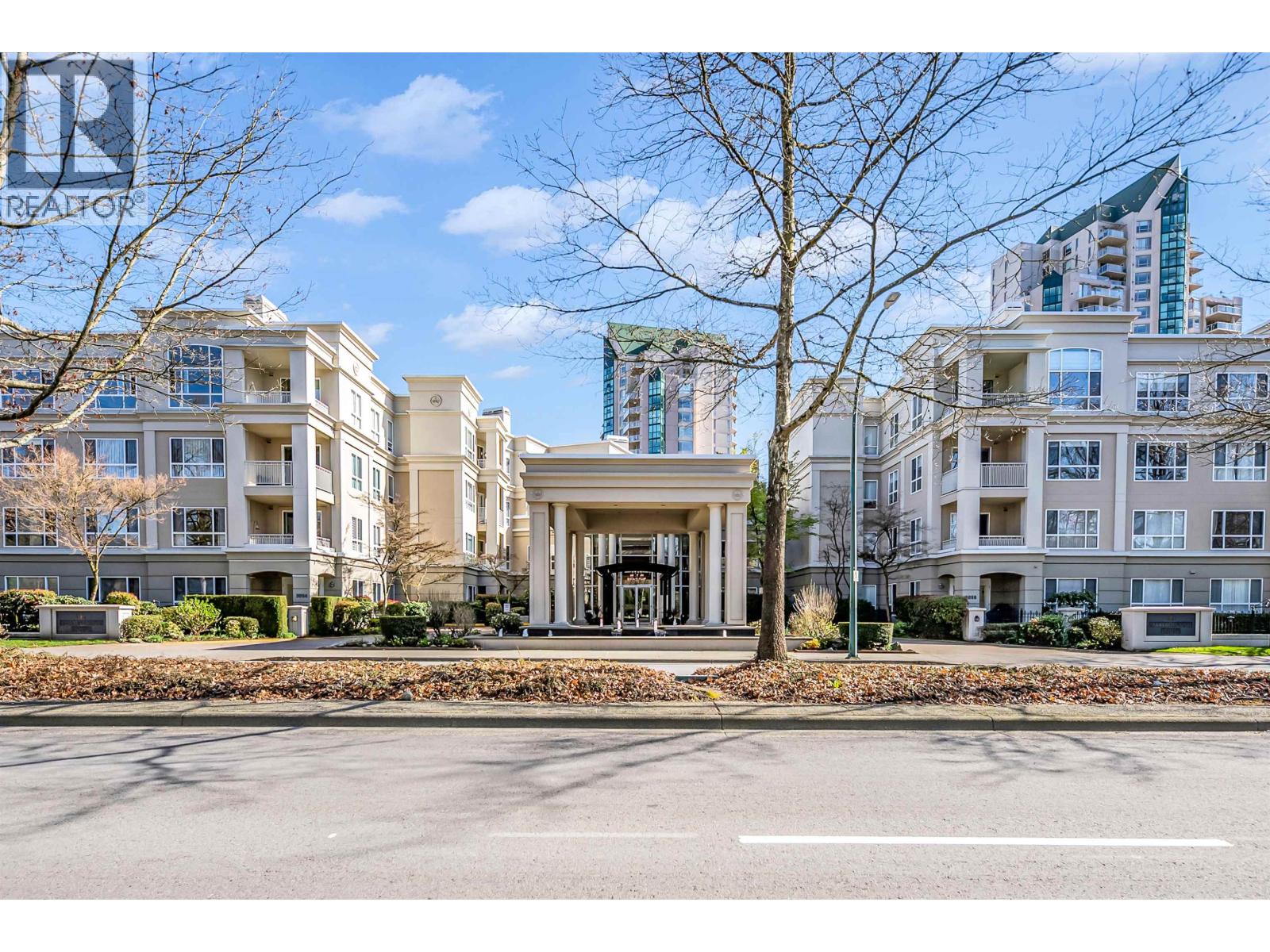 409 3098 GUILDFORD WAY