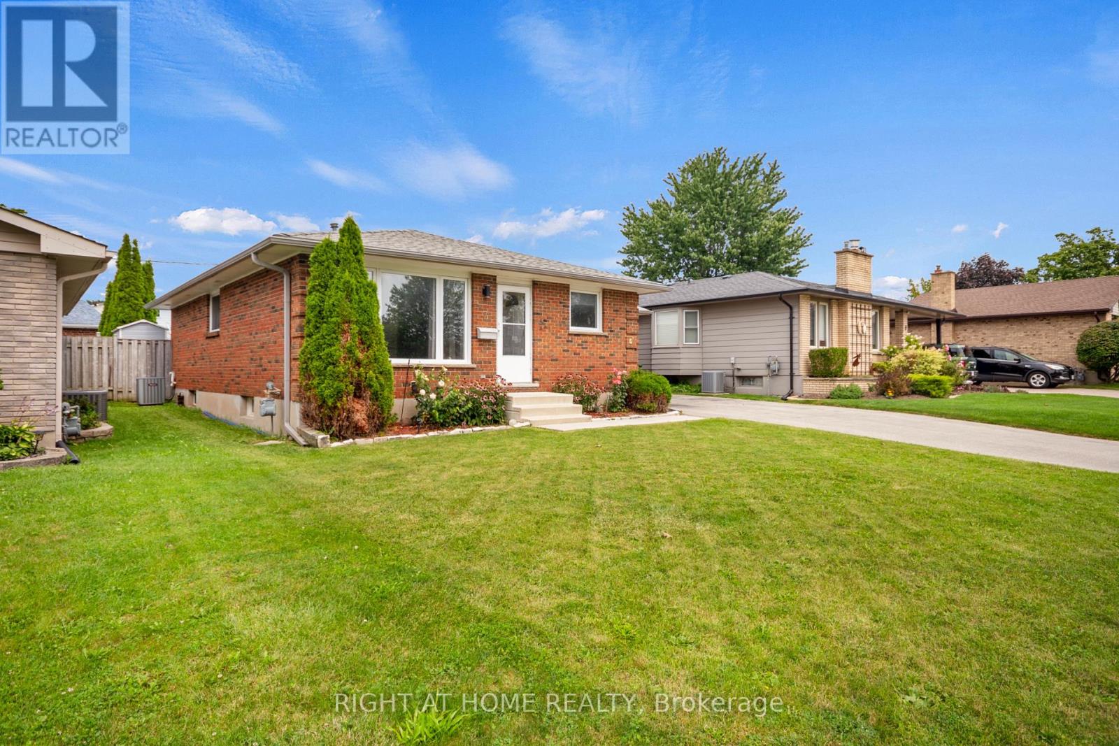 7 RAVEN AVENUE