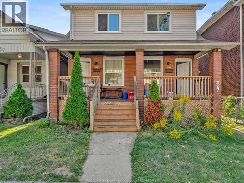 527-531 MCEWAN Windsor ON N9B2E7