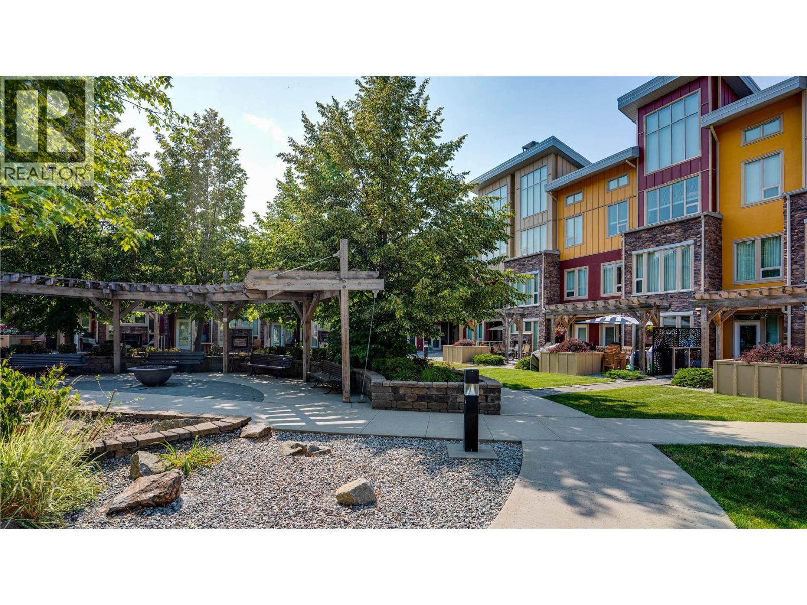 7343 Okanagan Landing Road Unit# 1124