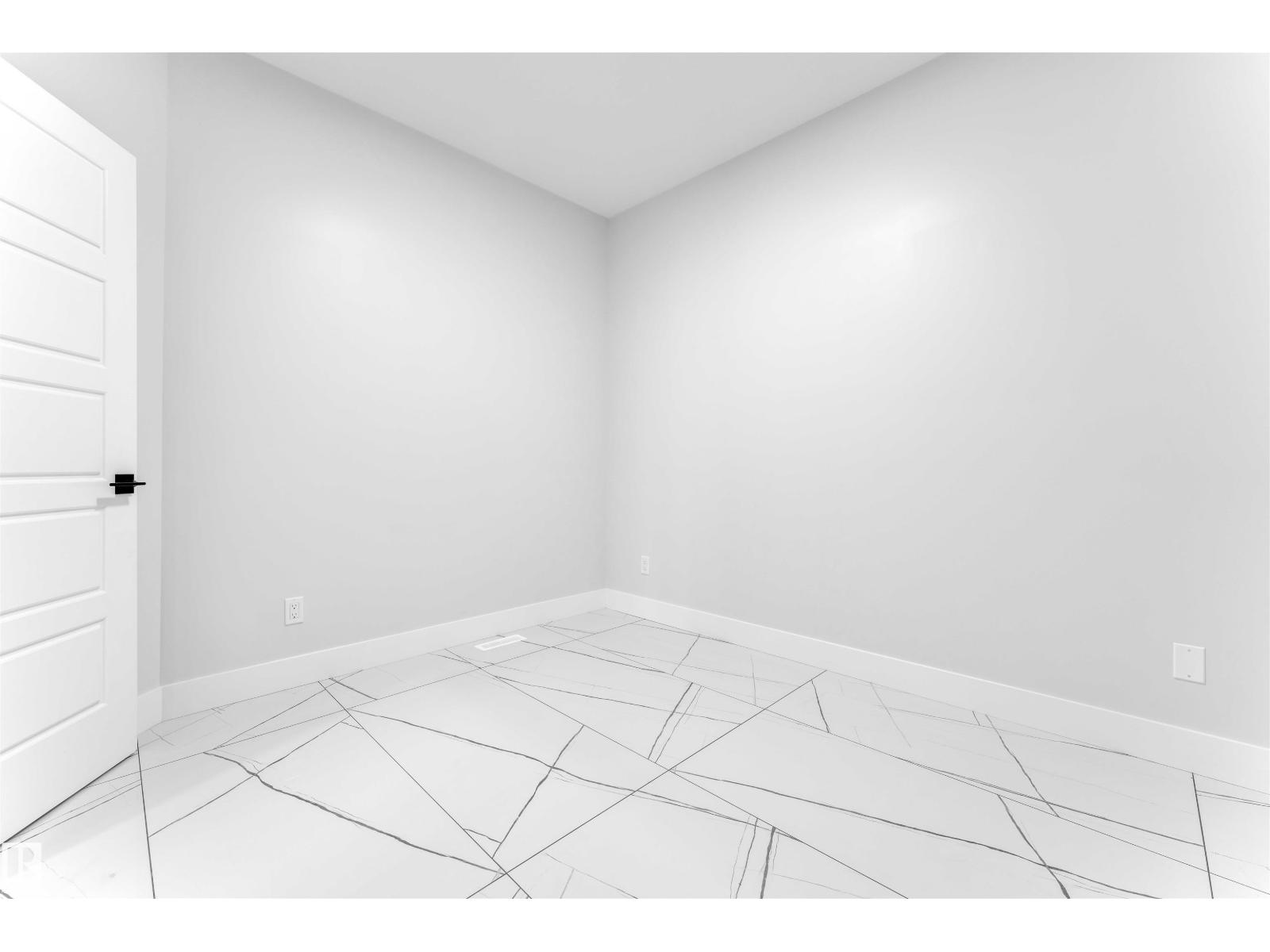 22827 80 AV NW