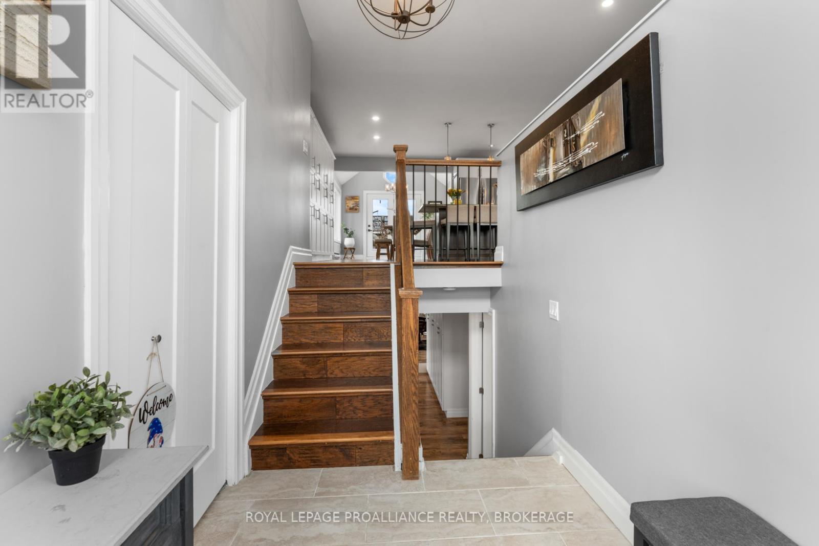 992 WINFORD PLACE