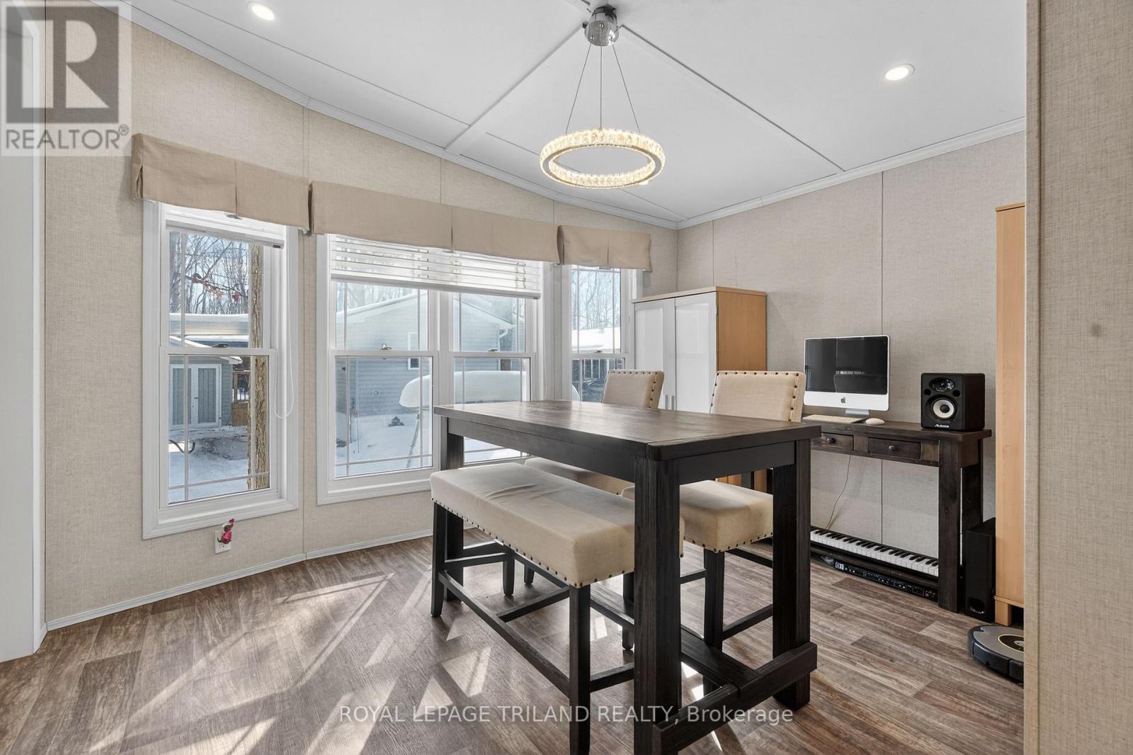 56 - 22790 AMIENS ROAD