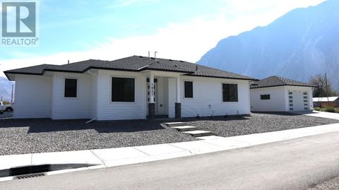 1021 3RD Street Keremeos BC V0X1N3