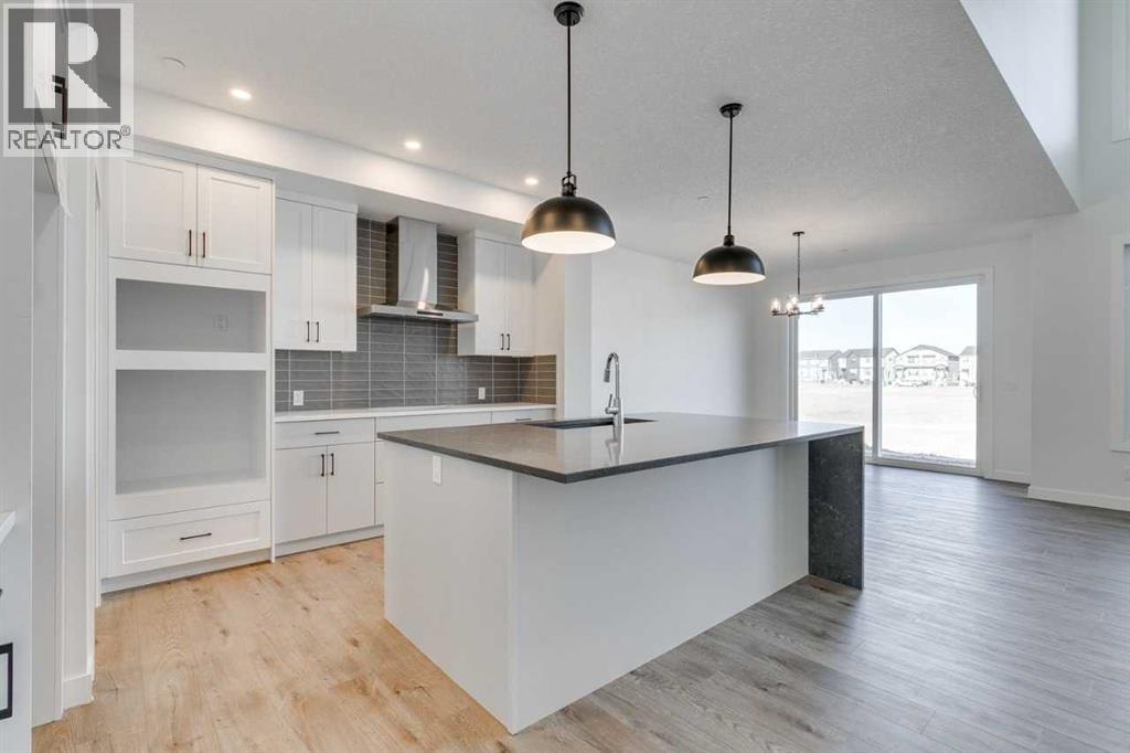 152 Hotchkiss Common SE