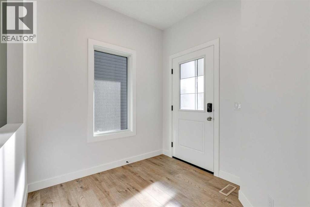 152 Hotchkiss Common SE