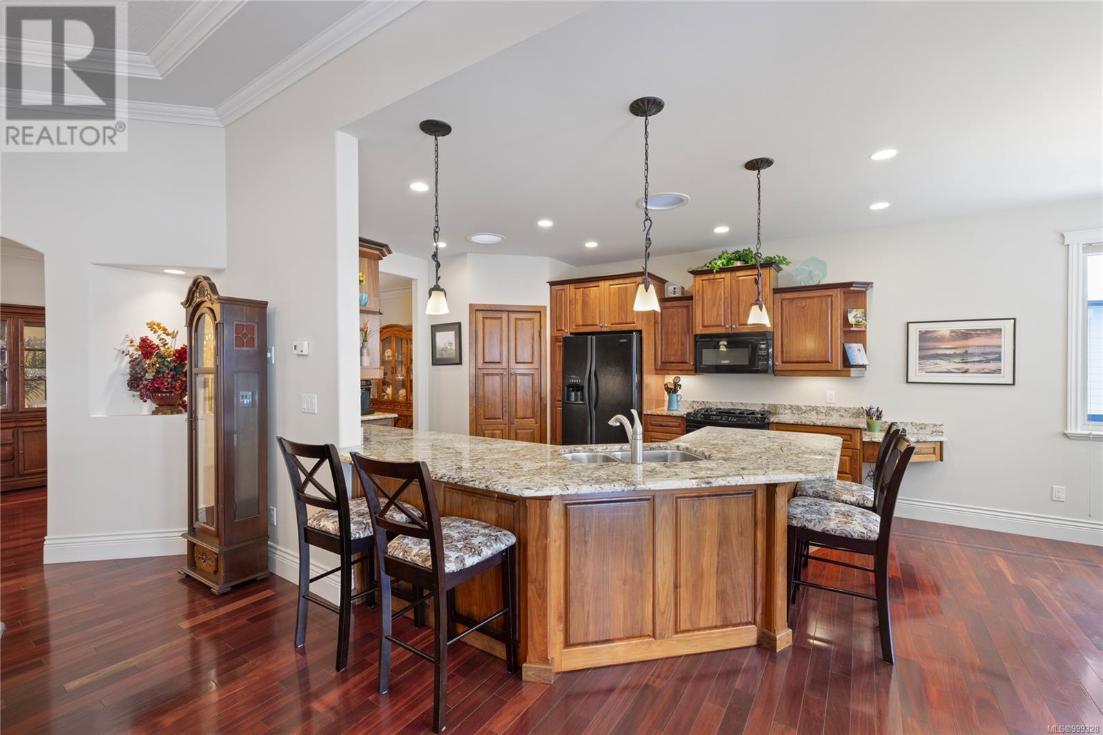 757 Eagleridge Pl