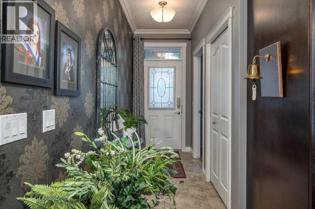 61 River Heights View