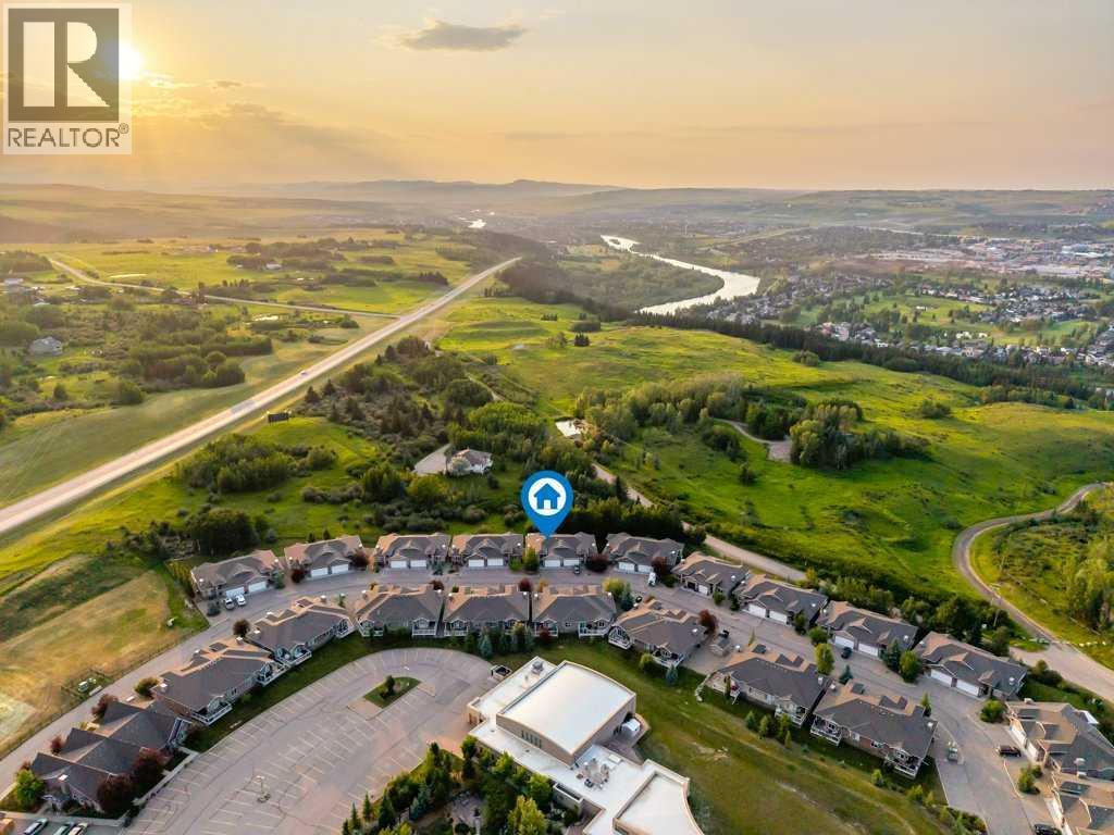 61 River Heights View