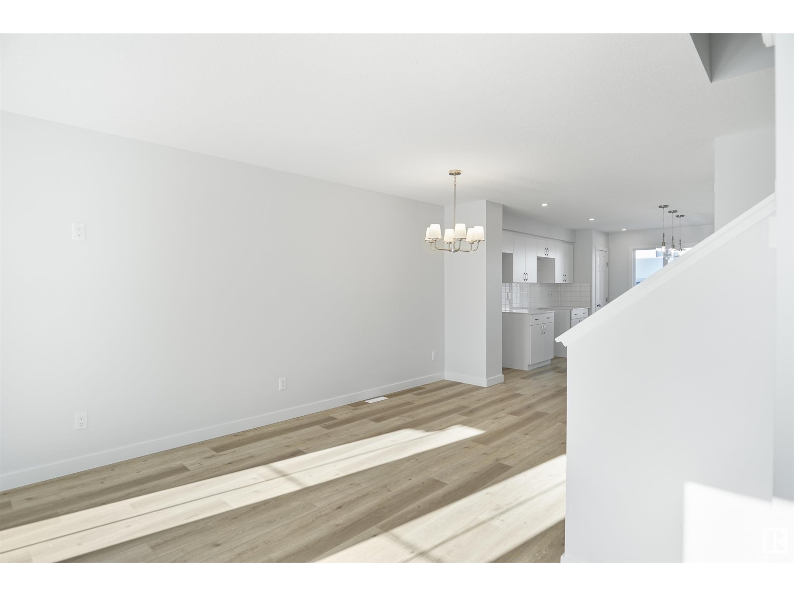 192 Savoy CR
