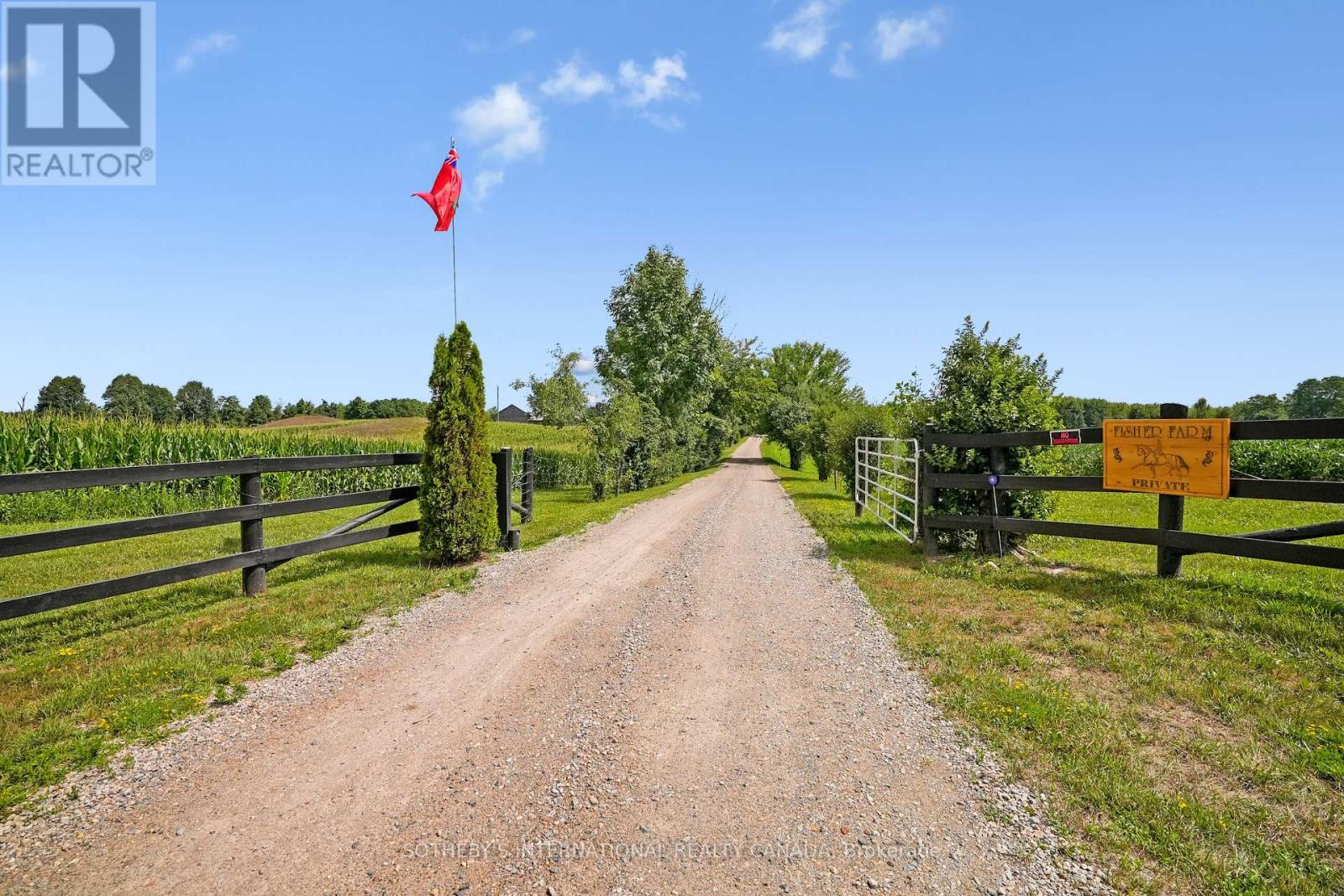 4085 VICTORIA ROAD S