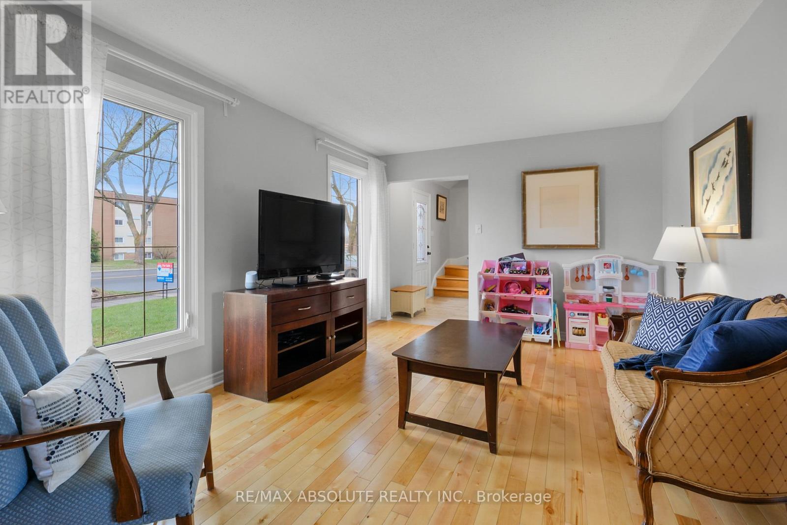 2342 OGILVIE ROAD