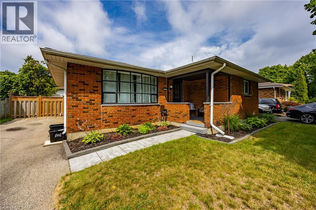 53 MILLER Crescent