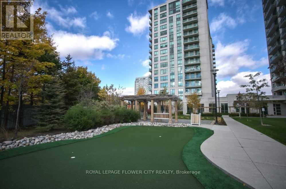 403 - 88 PROMENADE CIRCLE