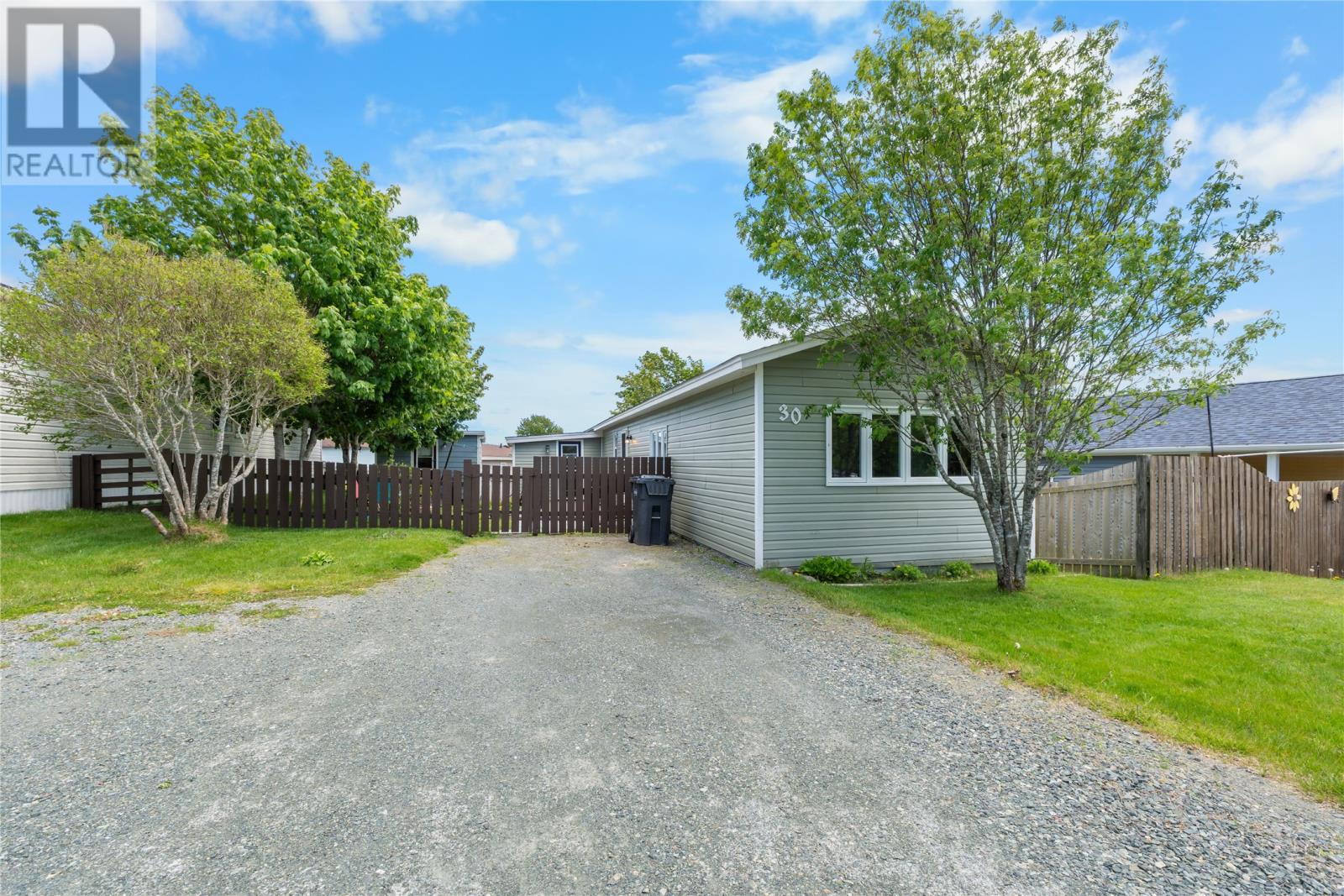 30 Pinegrove Drive