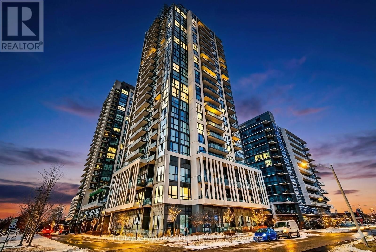 302 - 17 ZORRA STREET