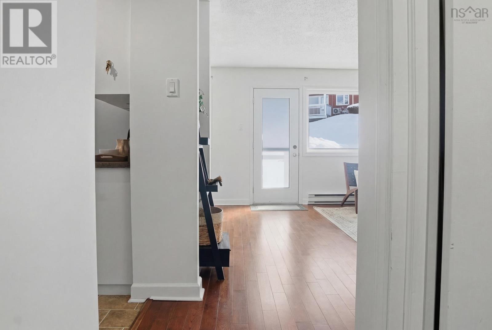 106 126 Farnham Gate Road