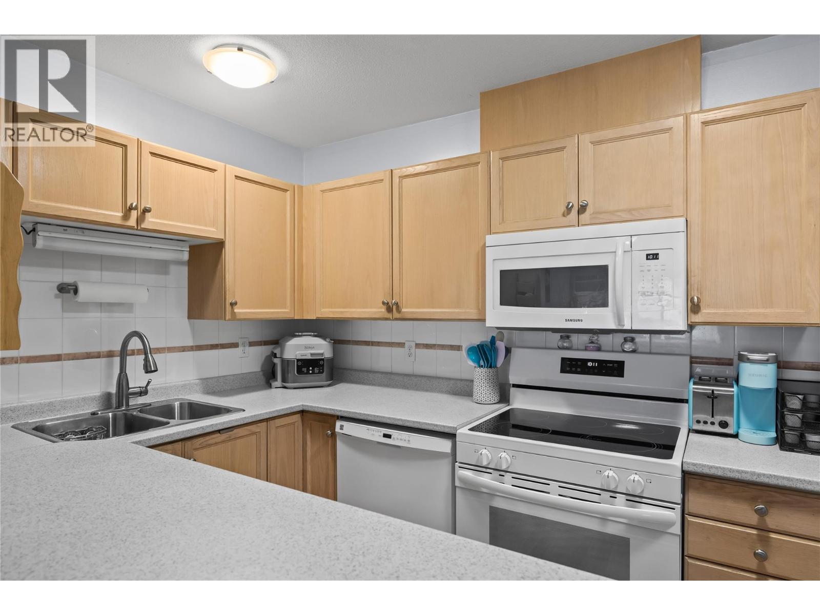 730 Badke Road Unit# 302