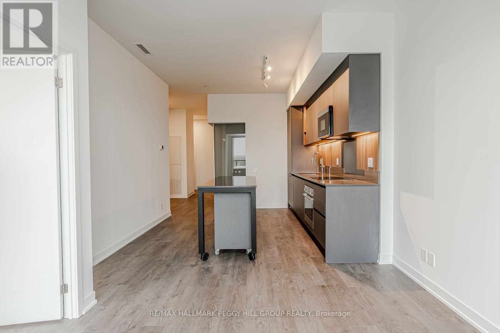 1001 - 39 MARY STREET