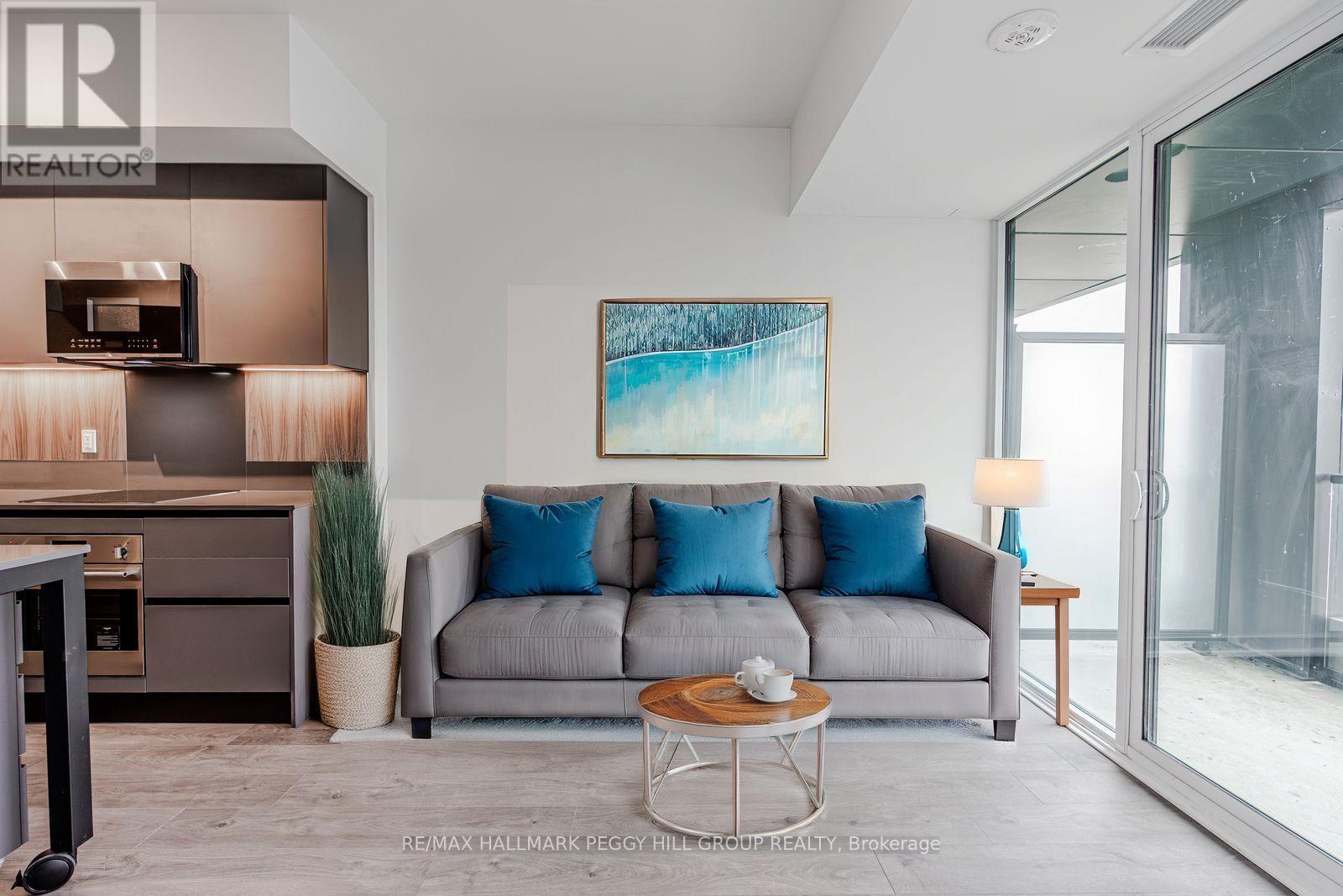 1001 - 39 MARY STREET