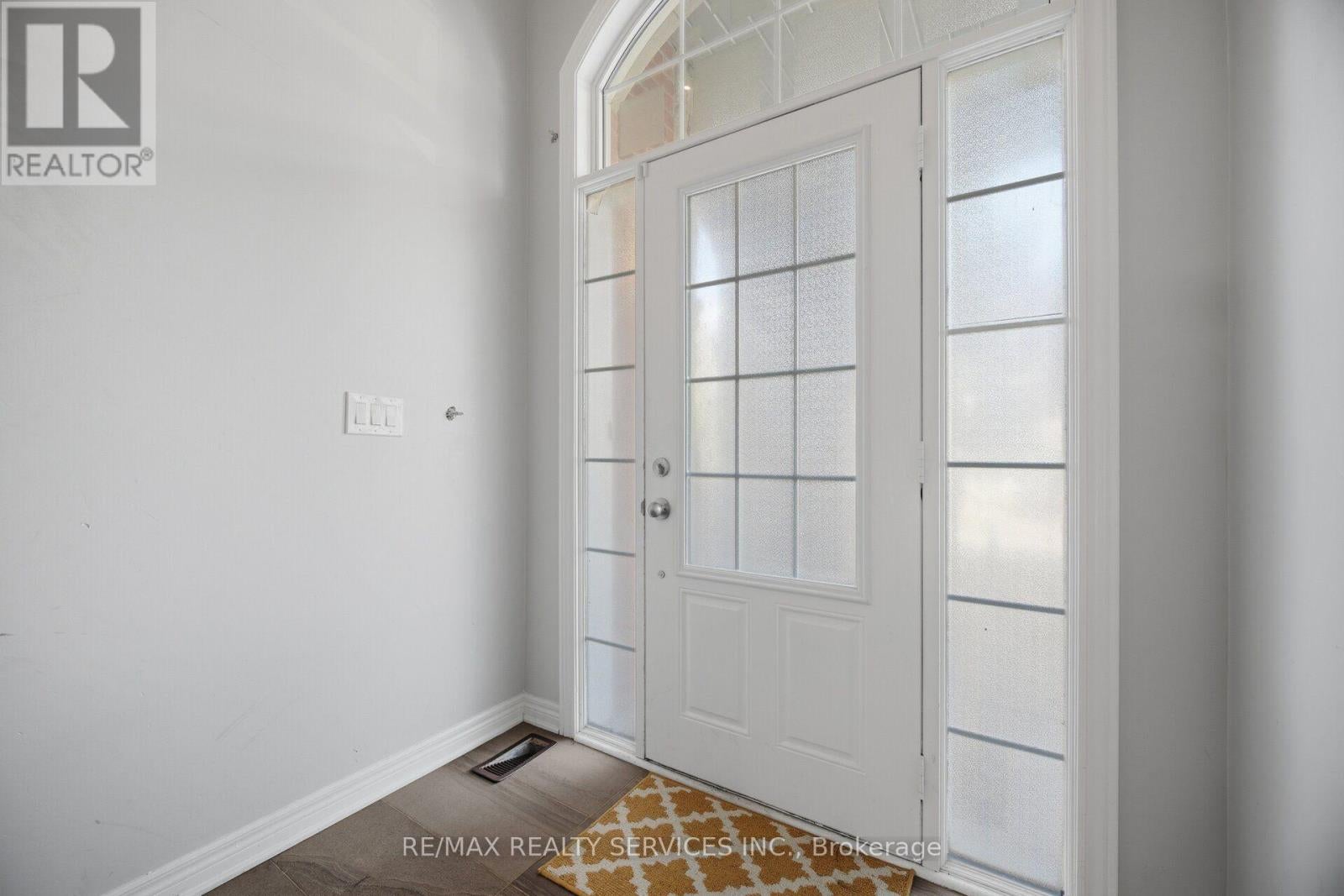 72 ROCKMAN CRESCENT