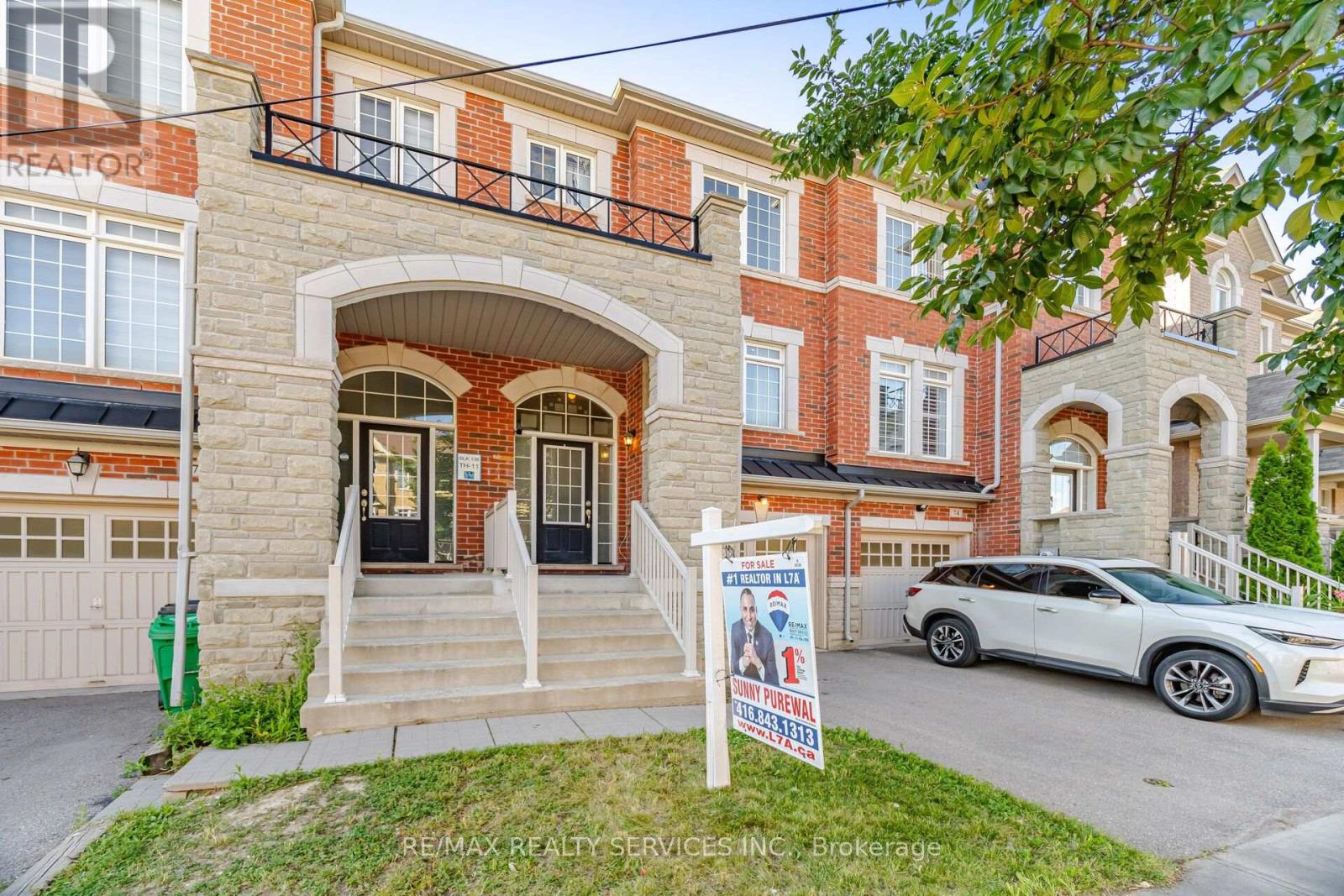 72 ROCKMAN CRESCENT