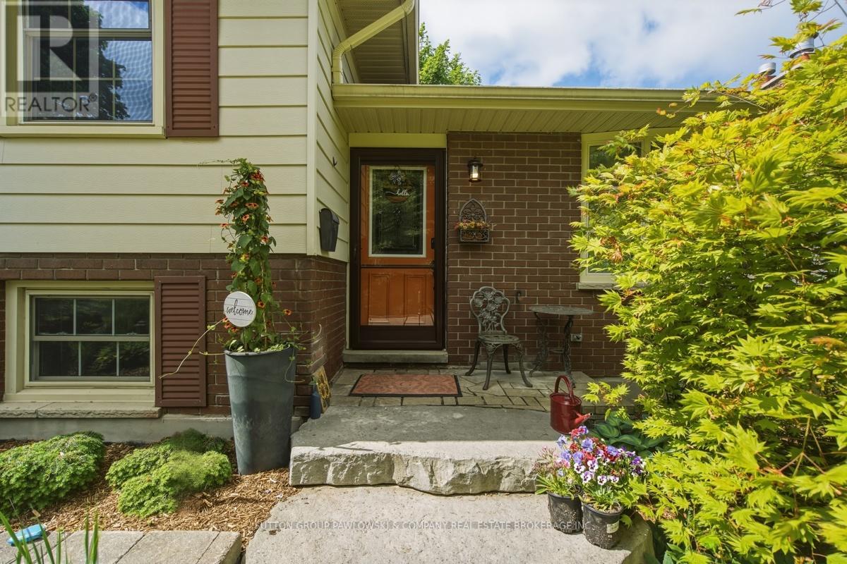 35 KEY HILL ROAD