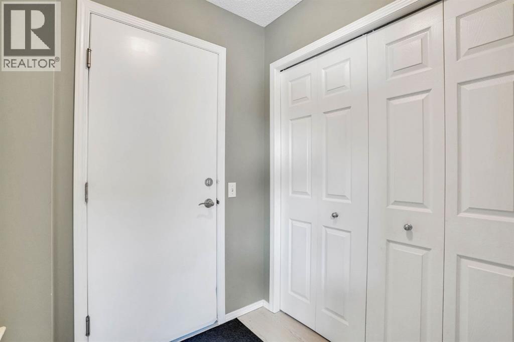 328 Tuscany Valley View NW