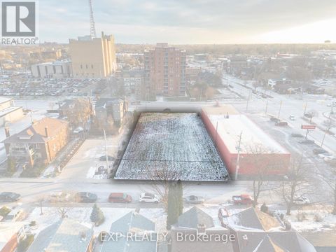 1181* OUELLETTE AVENUE Windsor ON N9A4L9