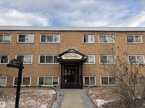 #24 8406 104 ST NW Edmonton AB T6E4G2