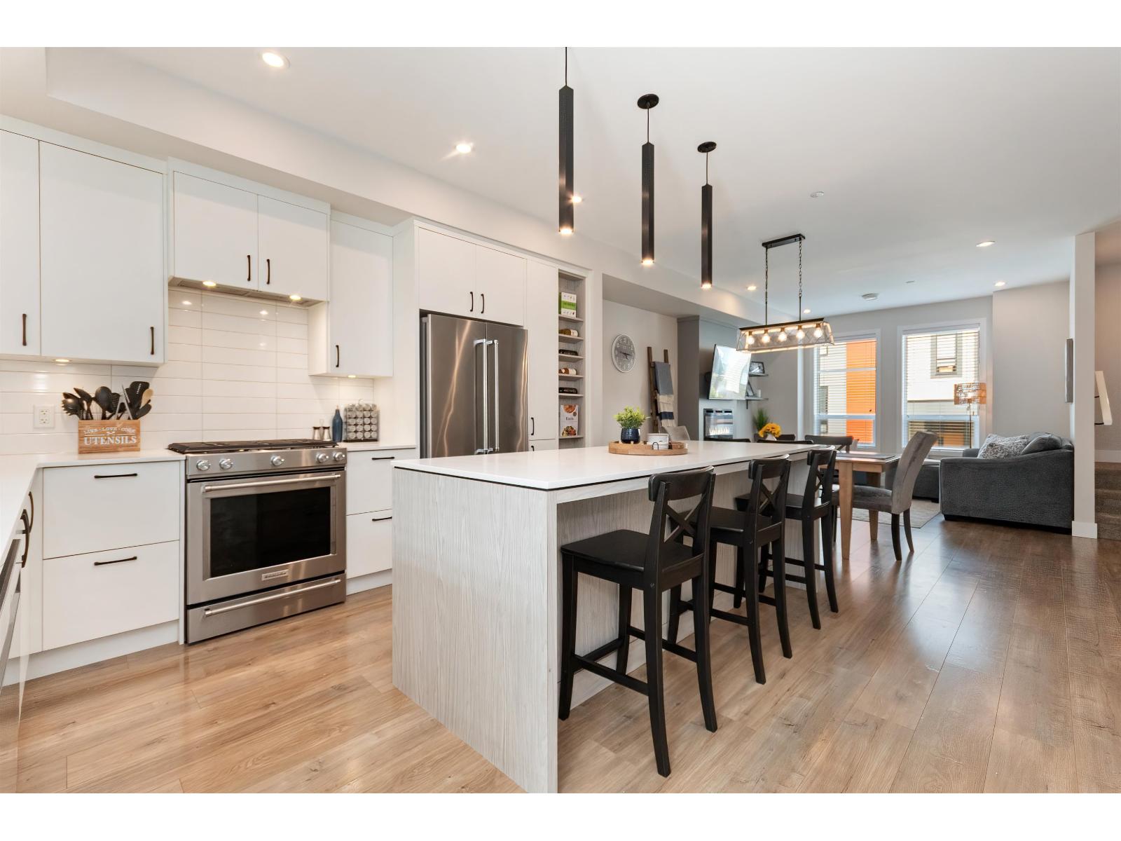 30 45500 CAMPUS DRIVE|Garrison Crossing