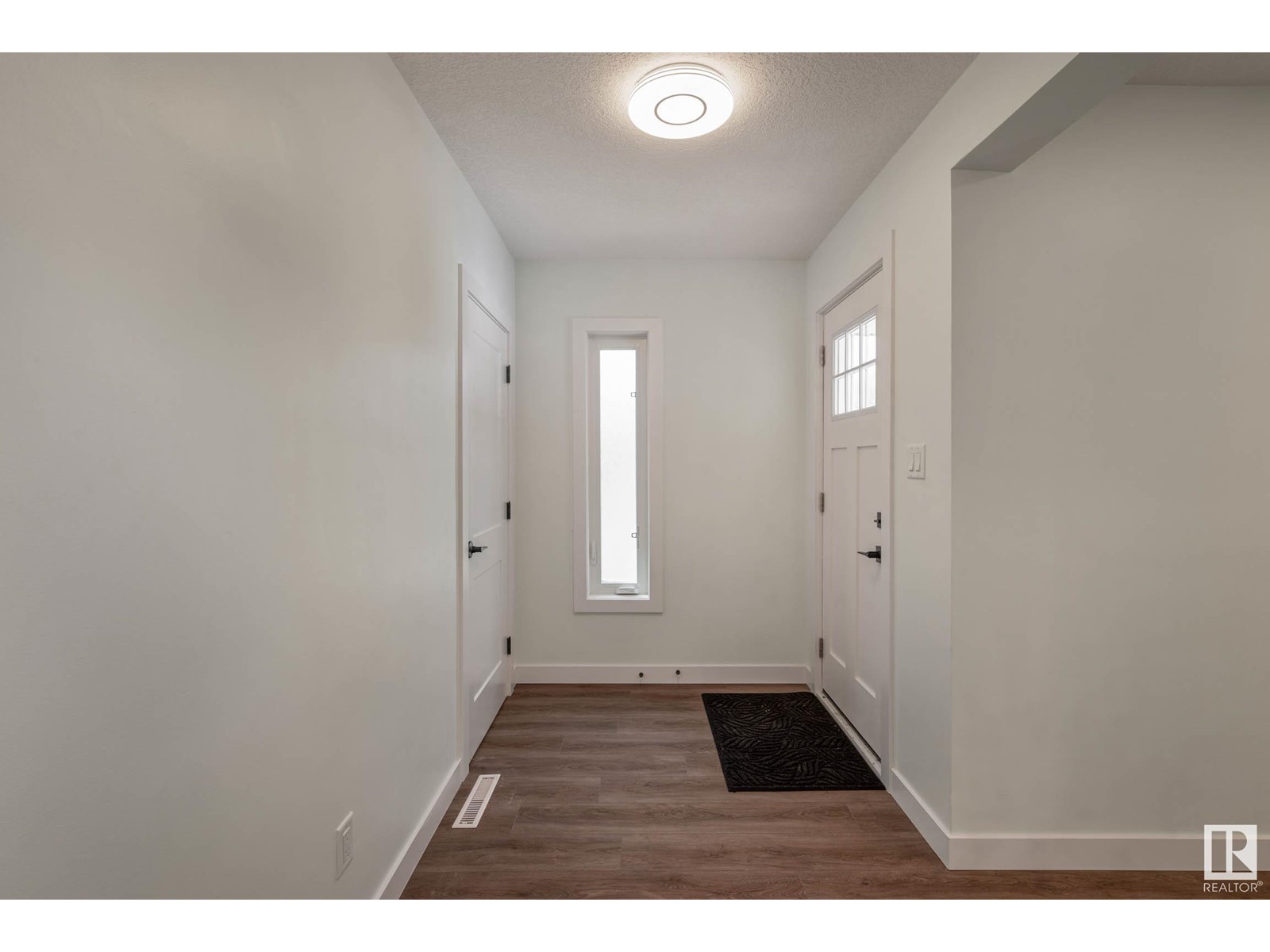 14622 95 AV NW