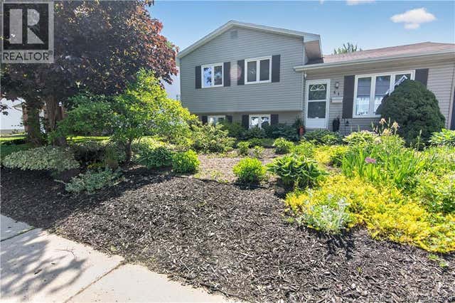 41 Rockmaple Drive