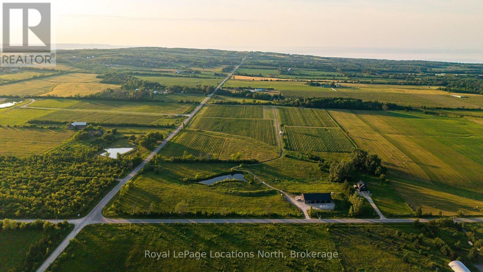 357065 THE BLUE MOUNTAINS MEAFORD TOWNLINE ROAD
