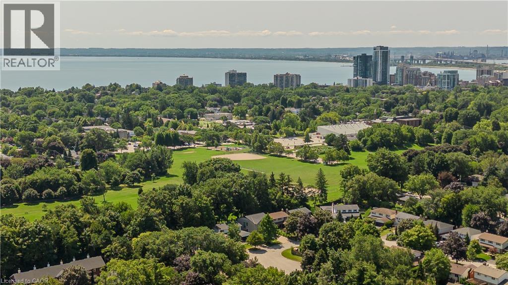 2410 WOODWARD Avenue Unit# 4