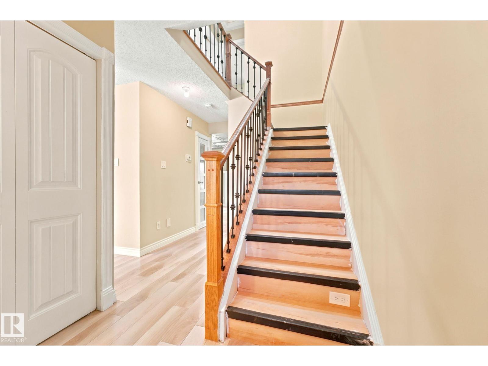 #41 4707 126 AV NW