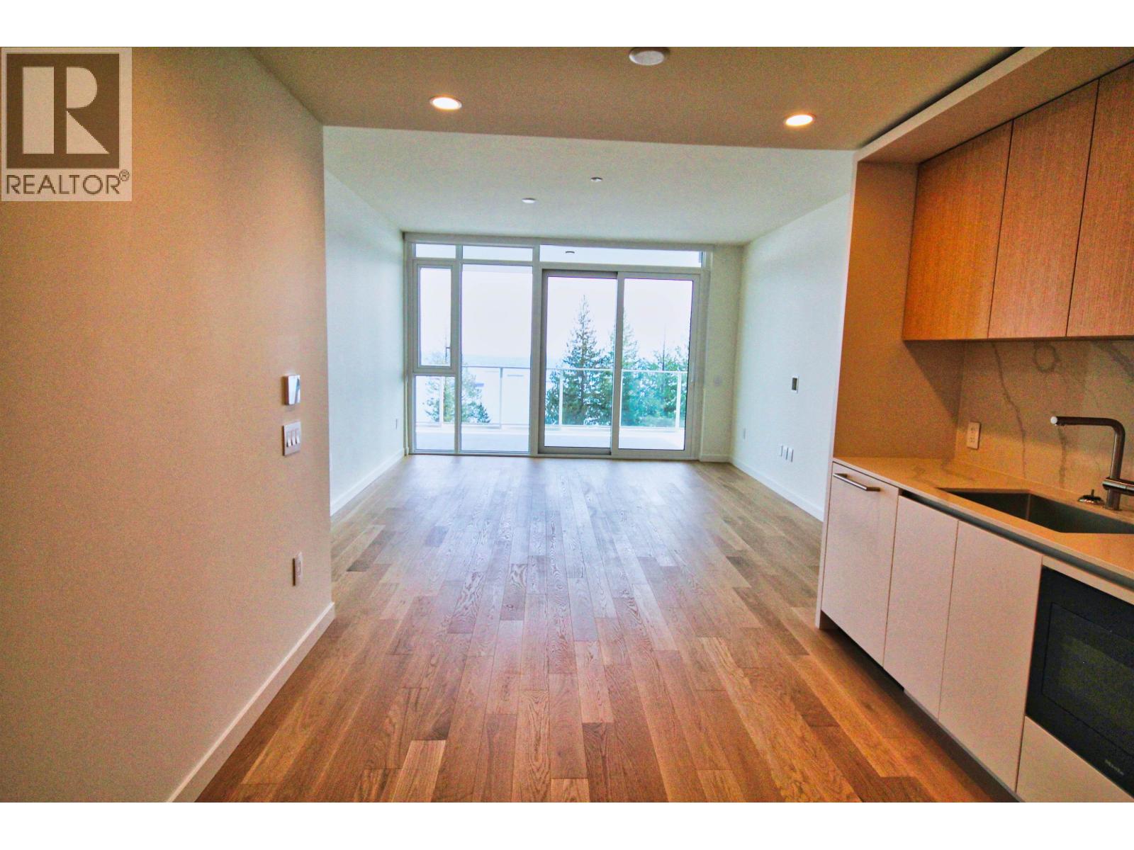 606 3963 UPLANDS WAY