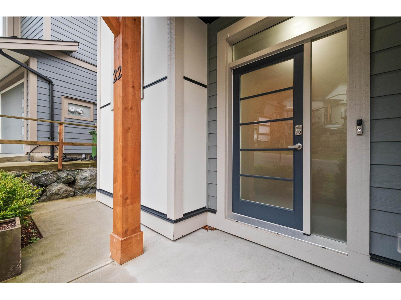 22 6262 REXFORD DRIVE|Promontory