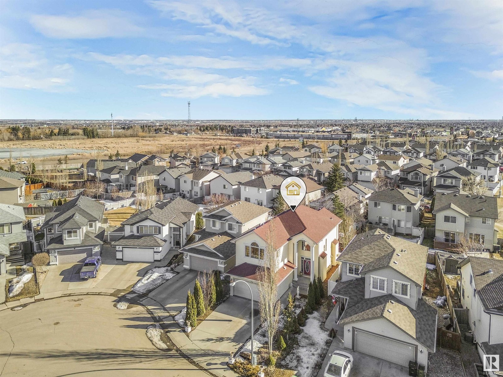 3711 163 AV NW